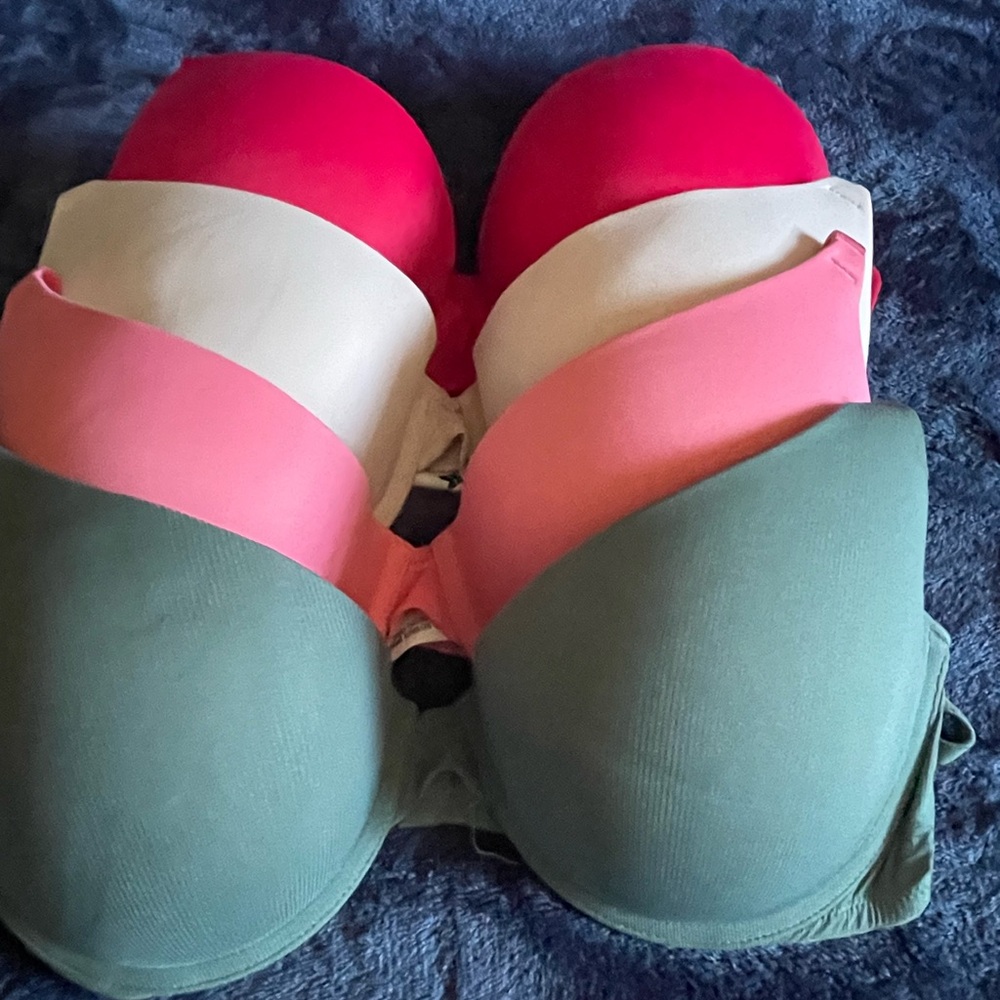 Victoria’s Secret Pink Push Up Bra Lot 34D
